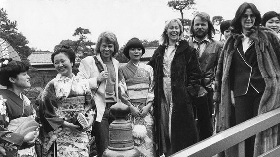 Abba zu Besuch in Japan (1980) © picture-alliance / Expressen Foto: Per Kagrell