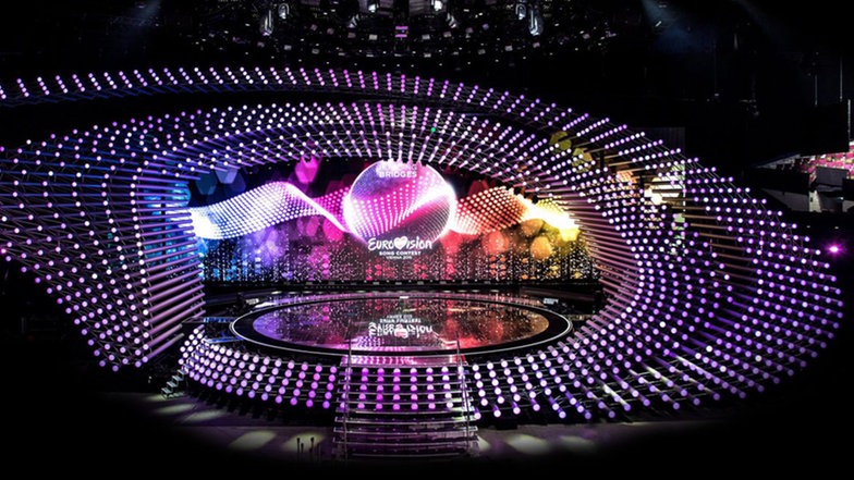 Die fertige ESC-Bühne in der Wiener Stadthalle mit tausenden LED-Lichtern in Form eines Auges © ORF Fotograf: Roman Zach-Kiesling