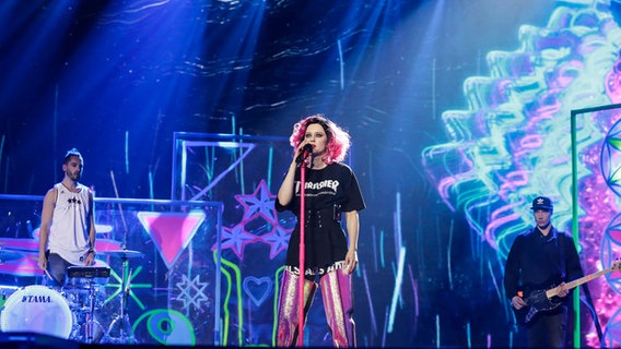 Triana Park auf der Bühne im Messezentrum in Kiew. © Eurovision.tv Foto: Thomas Hanses