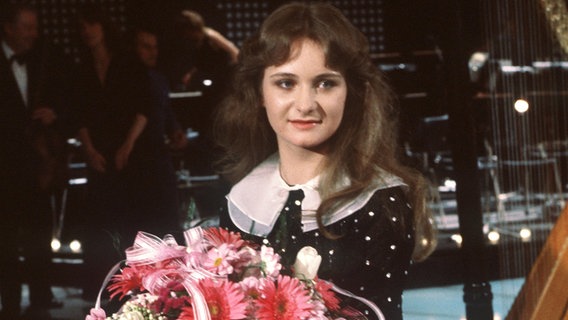 Nicole gewinnt den deutschen ESC-Vorentscheid Ein Lied für Harrogate 1982 in München. © dpa Foto: Frank Mächler