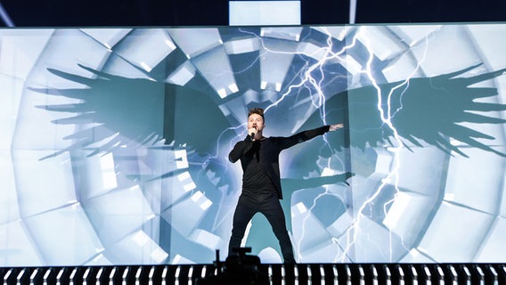 Sergey Lazarev aus Russland vor imposanter Kulisse. © eurovision.tv Foto: Thomas Hanses