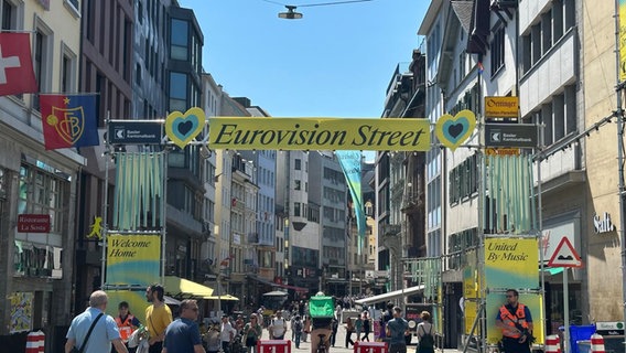 Die "Eurovision Street" in Basel © NDR Foto: Selma Zoronjić