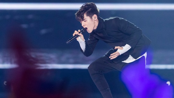 Kristian Kostov auf der Bühne beim Finale in Kiew. © NDR / Rolf Klatt Foto: Rolf Klatt