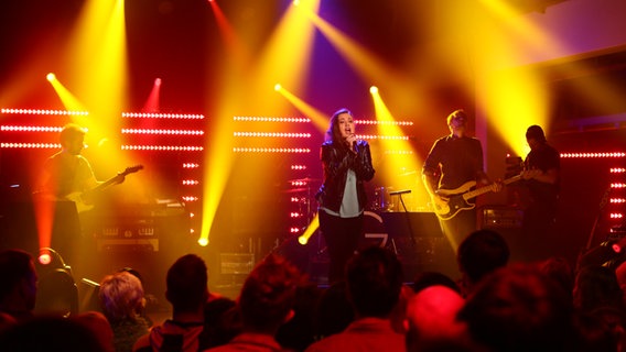 Cassie Greene auf der Bühne beim ESC Clubkonzert. © NDR/Rolf Klatt Foto: Rolf Klatt