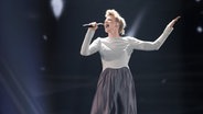 Levina auf der ESC-Bühne in Kiew. © NDR / Rolf Klatt Foto: Rolf Klatt