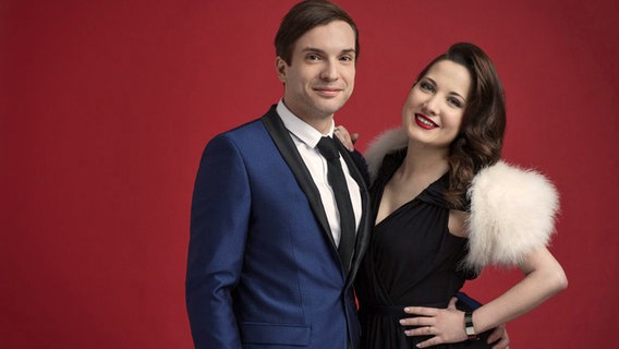 Alex Larke und Bianca Nicholas vertreten als Electro Velvet Großbritannien beim ESC in Wien © BBC 