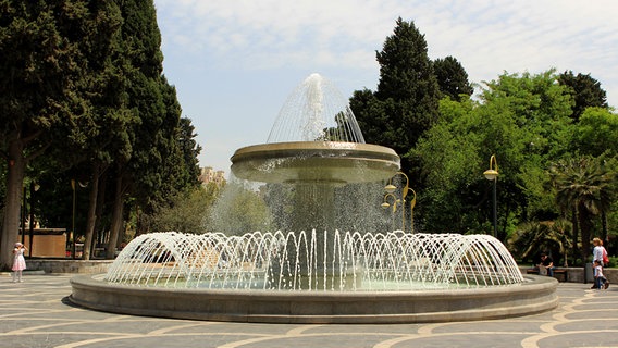 Springbrunnen am Brunnenplatz  Foto: Julian Rausche