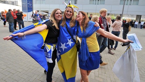 ESC-Fans in der Düsseldorfer Arena © NDR Foto: Foto Andrej Isakovic