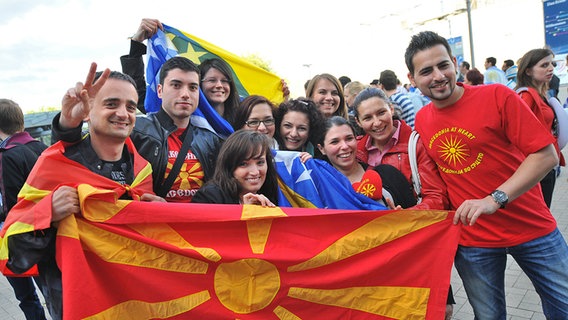 ESC-Fans in der Düsseldorfer Arena © NDR Foto: Foto Andrej Isakovic