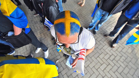 ESC-Fan in der Düsseldorfer Arena © NDR Foto: Andrej Isakovic