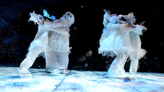 Tänzer beim Halbfinale des Eurovision Song Contest 2007 © NDR Foto: Rolf Klatt