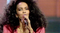 Joëlle Ursull beim Grand Prix d'Eurovision 1990  