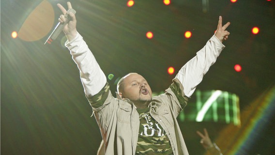 Der ukrainische Act Greenjolly bei seinem Auftritt beim ESC 2005 © NDR / Rolf Klatt Foto: Rolf Klatt