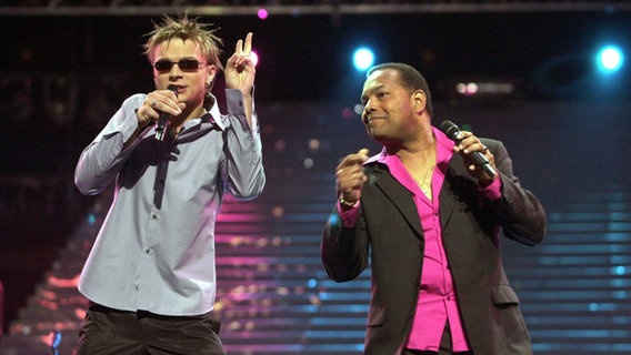 Tanel Padar, Dave Benton & 2XL beim Eurovision Song Contest 2001 © picture-alliance / dpa Foto: Ulrich Perrey