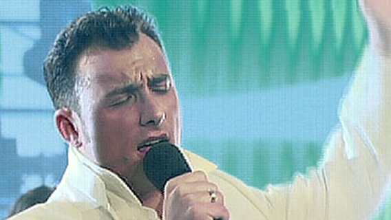 Zlatko beim Vorentscheid zum Grand Prix d'Eurovision 2001  