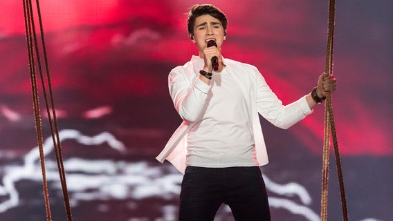 Brendan Murray  auf der Bühne beim 2. Halbfinale © NDR Foto: Rolf Klatt