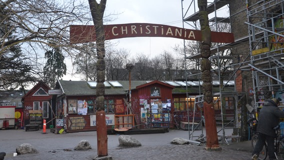Eingang zur Freistadt Christiania © picture alliance / abaca 