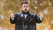 Jacques Houdek auf der Bühne beim 2. Halbfinale © NDR Foto: Rolf Klatt