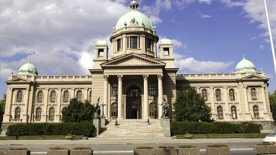 Das serbische Parlament in Belgrad © KPA 