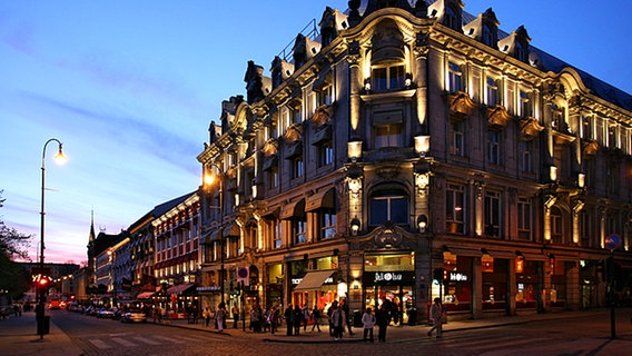 Der Boulevard Karl Johan im Zentrum von Oslo  Foto: Matjaz Intihar