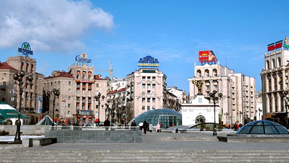 Der Unabhängigkeitsplatz in Kiew (Ukraine). © dpa Foto: Wolfgang Langenstrassen