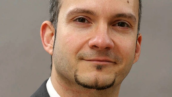 Dr. Irving Wolther Dr. Irving Wolther © Irving Wolther
