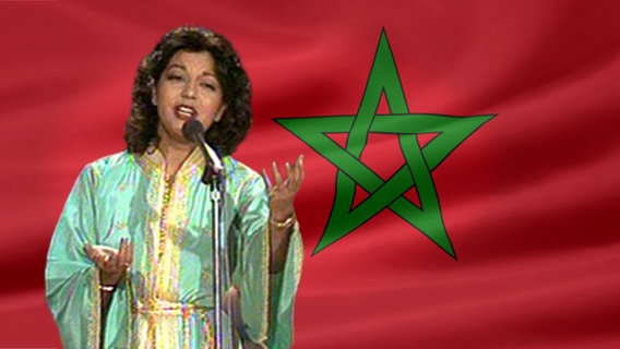 Samira Bensaid vor marokkanischer Flagge (Montage). © fotolia,NDR Foto: Juergen Priewe, NDR