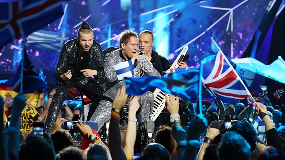 PeR für Lettland im zweiten Halbfinale des Eurovision Song Contests © NDR Foto: Rolf Klatt
