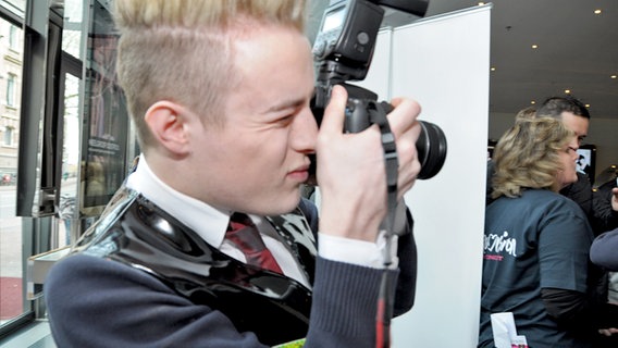 Die Iren von Jedward bei "Eurovision in Concert" in Amsterdam © NDR Foto: Patricia Batlle