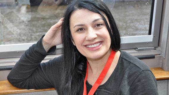 Die Sängerin Kaliopi aus FYR Mazedonien bei "Eurovision in Concert" in Amsterdam © NDR Foto: Patricia Batlle