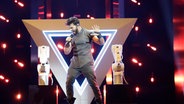 Für Aserbaidschan steht Chingiz mit "Truth" auf der ESC-Bühne. © eurovision.tv Foto: Thomas Hanses
