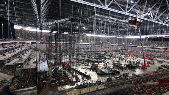 Umbauarbeiten in der Eurovision-Arena in Düsseldorf © NDR Foto: Rolf Klatt