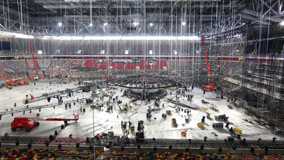 Umbauarbeiten in der Eurovision-Arena in Düsseldorf © NDR Foto: Rolf Klatt