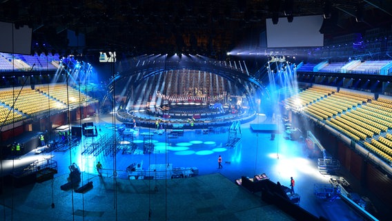 Aufbau der ESC-Bühne in der Altice Arena in Lissabon © Eurovision.tv / M&M Production Management 