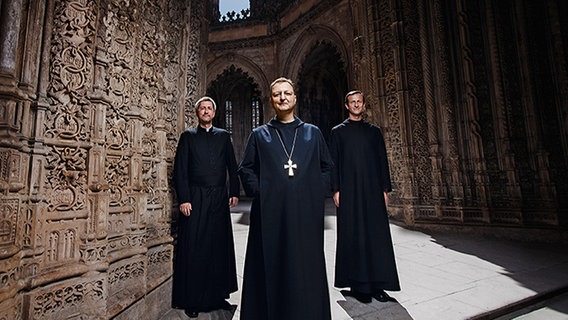 Popband "Die Priester": Andreas Schätzle, Rhabanus Petri und Vianney Meister (v.l.) © Universal Music Foto: Christian Barz / Magnus Lechner