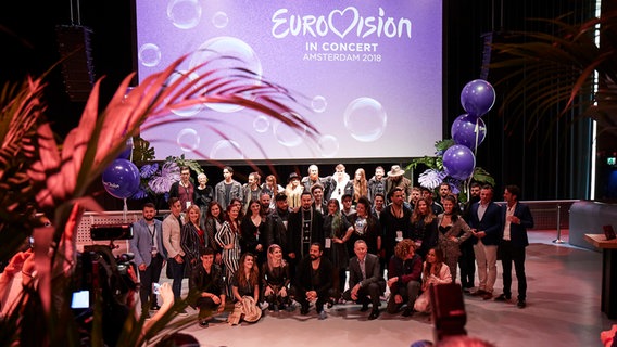Ein Gruppenbild der Kandidaten bei Eurovision in Concert 2018 in Amsterdam. © Volker Renner PRINZ ESC Blog Foto: Volker Renner PRINZ ESC Blog