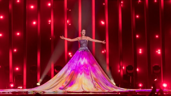 Elina Nechayeva auf der Bühne in Lissabon. © NDR Foto: Rolf Klatt