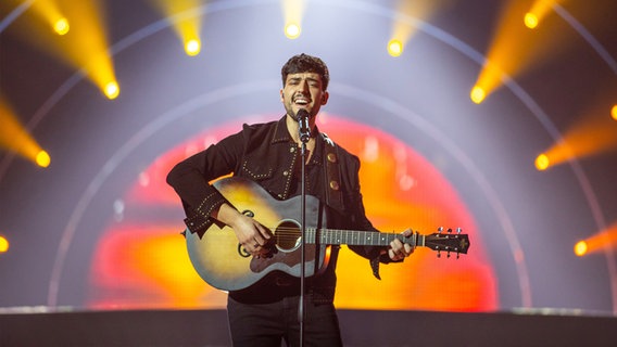 Stefan (Estland) mit "Hope" auf der Bühne in Turin. © eurovision.tv/EBU Foto: Andres Putting