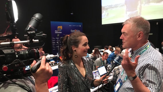 Alina Stiegler und Jan Feddersen beim Eurovision Song Contest 2018 Alina Stiegler und Jan Feddersen beim Eurovision Song Contest 2018
