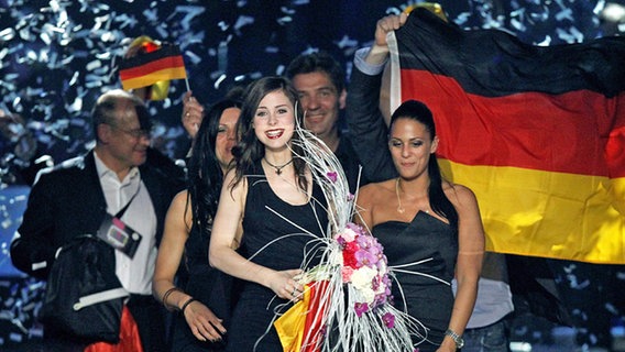 ESC 2010: Sieg für Lena ! © dpa-Bildfunk Foto: Cornelius Poppe