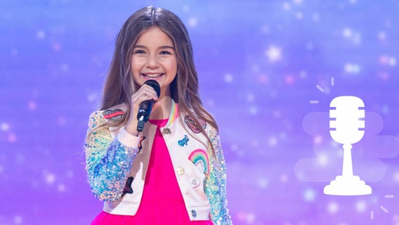 Frankreichs Valentina, Gewinnerin des Junior Eurovision Song Contest 2020.  