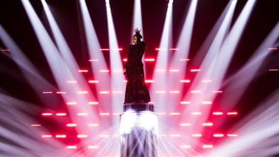 La Zarra  auf der Bühne in Liverpool. © EBU Foto: Sarah Louise Bennett