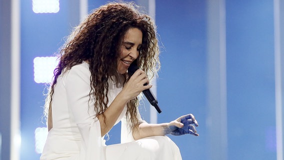 Die griechische Sängerin Yianna Terzi auf der Bühne der Altice Arena in Lissabon © Eurovision TV / Andres Putting Foto: Andres Putting