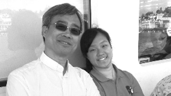 Hei-Lam Tsui aus Hongkong mit ihrem Vater.  