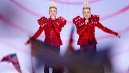 Jedward für Irland im Finale des Eurovision Song Contests 2011 in der Düsseldorf-Arena © NDR Foto: Rolf Klatt