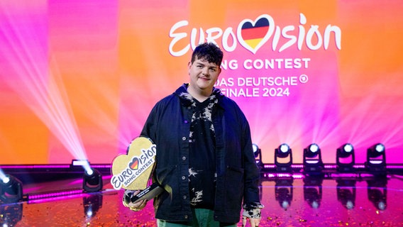 Isaak gewinnt den ESC-Vorentscheid und fährt für Deutschland nach Malmö. © NDR Foto: Claudia Timmann