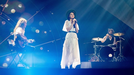 Für Lettland	steht Carousel mit "That Night" auf der ESC-Bühne in Tel Aviv 2019. © eurovision.tv Foto: Andres Putting