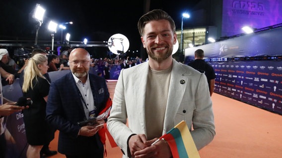 Jurij Veklenko auf dem roten Teppich in Tel Aviv. © eurovision.tv Foto: Andres Putting