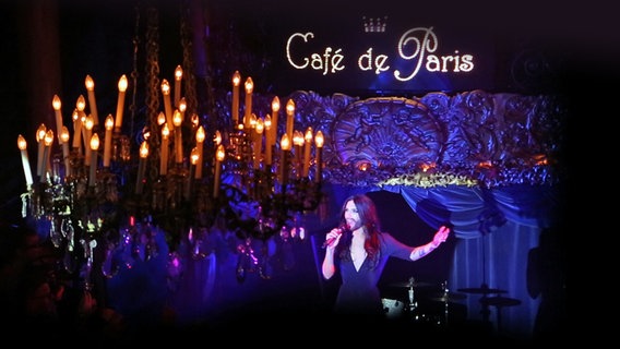 Conchita Wurst auf der Bühne bei Eurovision in Concert im Café de Paris in London © Mairena Torres Schuster/ NDR Foto: Mairena Torres Schuster