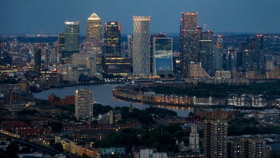 Die Skyline von London bei Nacht. © NurPhoto | David Cliff Foto: David Cliff